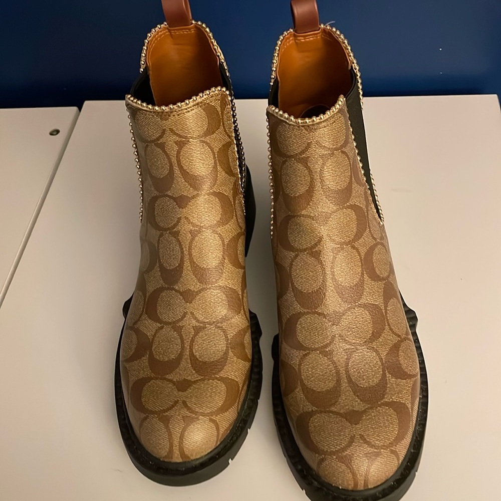 Coach Metallic Signature Chelsea Ankle Boots in Gold-Tan